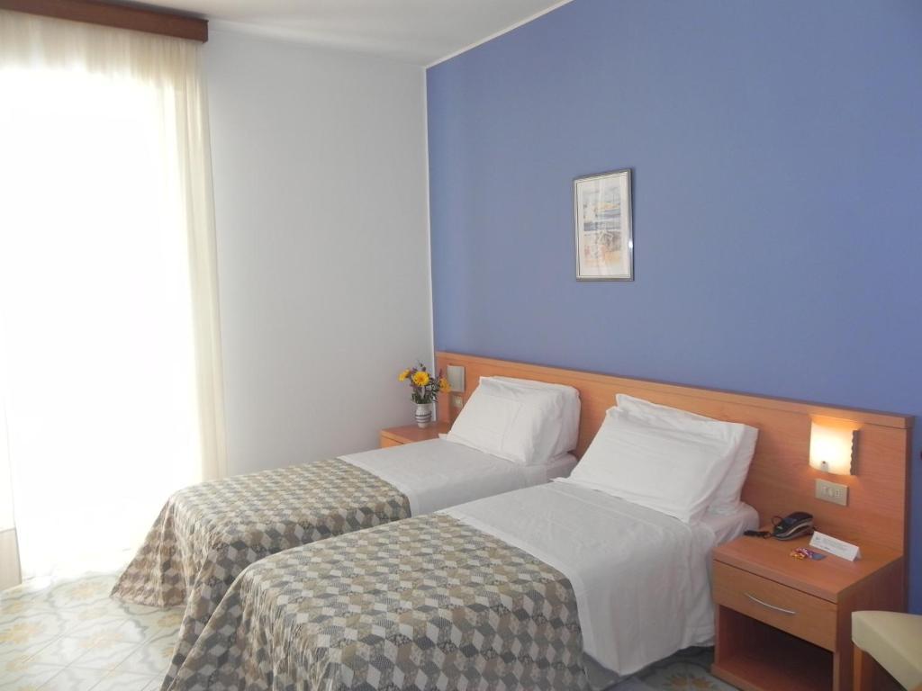 Raffy Family & Bike Hotel Diano Marina Rom bilde