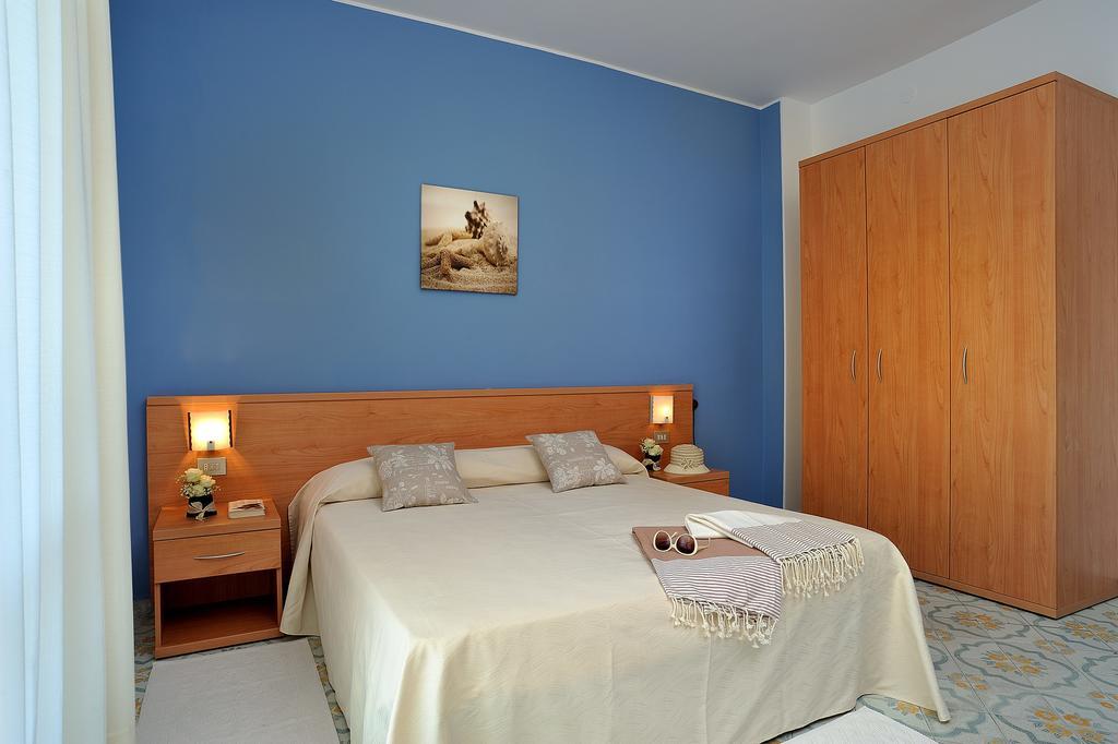 Raffy Family & Bike Hotel Diano Marina Rom bilde
